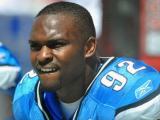 Cliff Avril signs with the Seattle Seahawks
